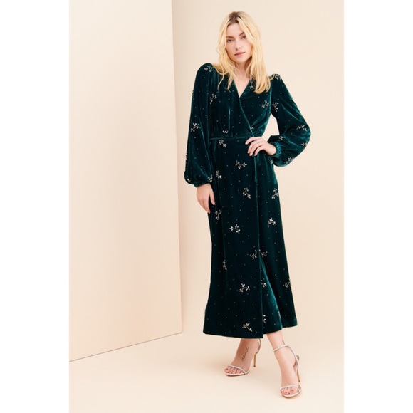 Divine Heritage Crystal Velvet Wrap Sequin Gown - Picture 2 of 9